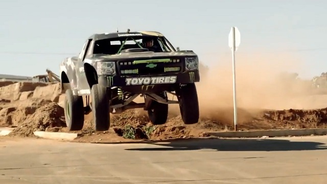 BJ BALDWIN RECOIL 2 SHOW TOYOTA TUNDRA TROPHY TRUCK