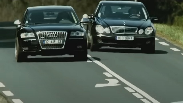 CAR CHASE FROM TRANSPORTER 3 SHOW AUDI A8 MERCEDES E CLASS