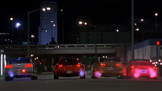 FUN SHOW FROM 2 FAST 2 FURIOUS FIRST RACE