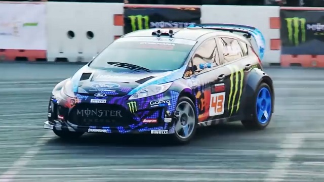 KEN BLOCK'S SEOUL EXPERIENCE SHOW FORD FIESTA